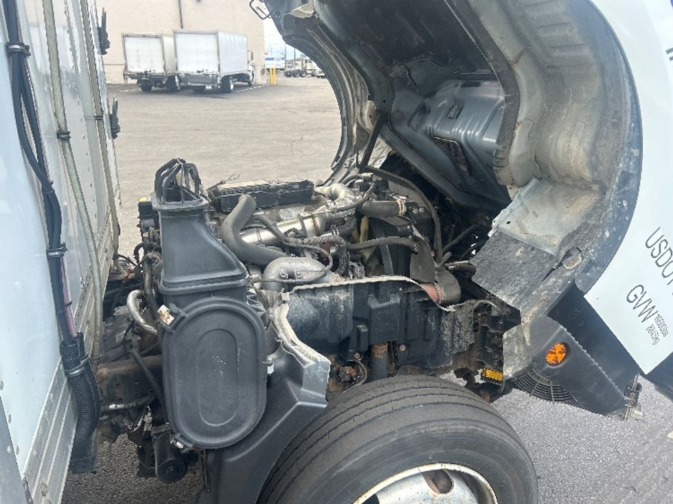 Refrigerated Truck-Light and Medium Duty Trucks-Hino-2019-195-Mississauga-ON-291,281\n\t\tkm-$ 56,250 - Image 22