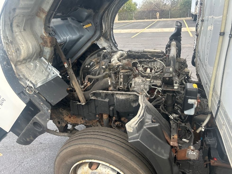 Refrigerated Truck-Light and Medium Duty Trucks-Hino-2019-195-Mississauga-ON-291,281\n\t\tkm-$ 56,250 - Image 23