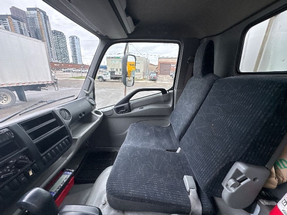 Refrigerated Truck-Light and Medium Duty Trucks-Hino-2019-195-Mississauga-ON-359,358\n\t\tkm-$ 39,500 - Image 18