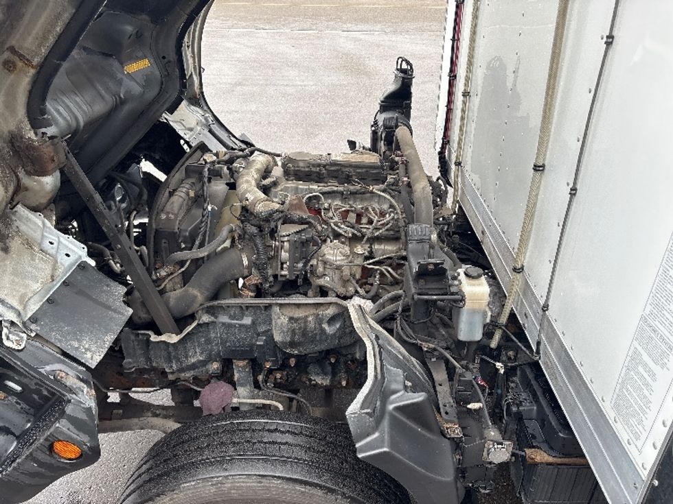 Refrigerated Truck-Light and Medium Duty Trucks-Hino-2019-195-Mississauga-ON-359,358\n\t\tkm-$ 39,500 - Image 23