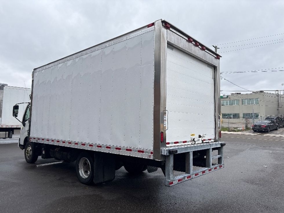 Refrigerated Truck-Light and Medium Duty Trucks-Hino-2019-195-Mississauga-ON-359,358\n\t\tkm-$ 39,500 - Image 6