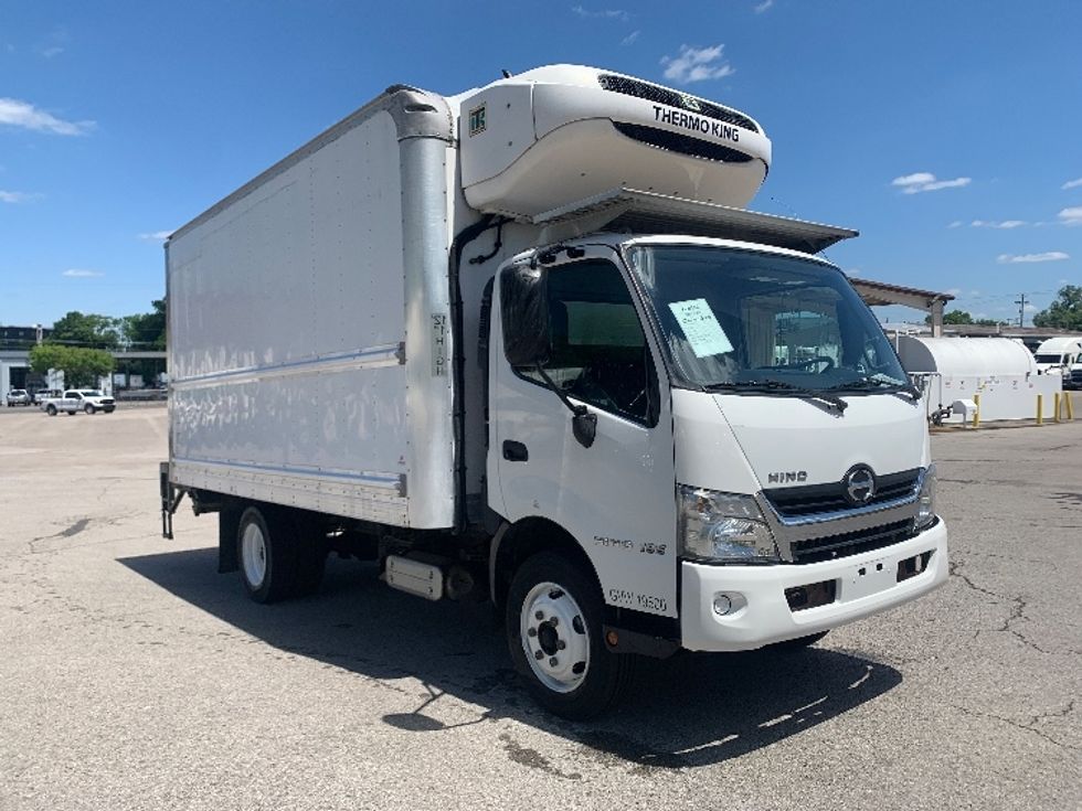 Refrigerated Truck-Light and Medium Duty Trucks-Hino-2019-195-Nashville (Mount Juliet)-TN-144,118\n\t\tmiles-$ 46,250 - Image 1