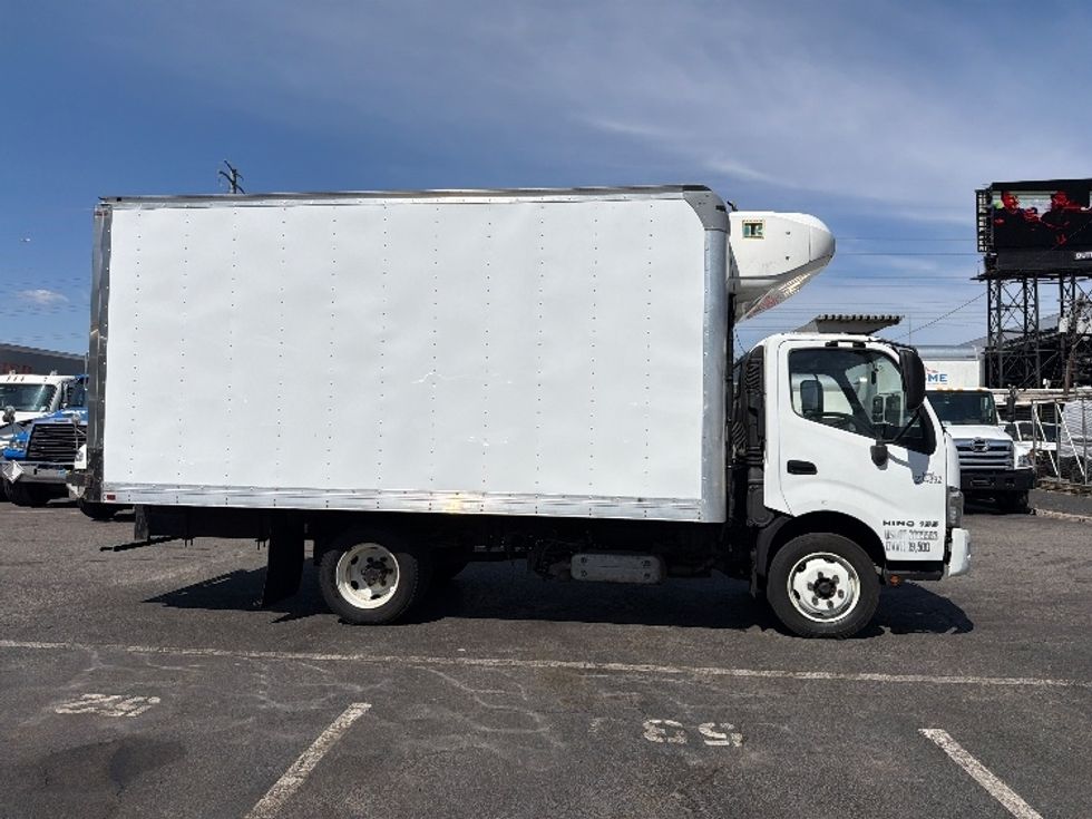 Refrigerated Truck-Light and Medium Duty Trucks-Hino-2019-195-North Bergen-NJ-96,103\n\t\tmiles-$ 49,750 - Image 15