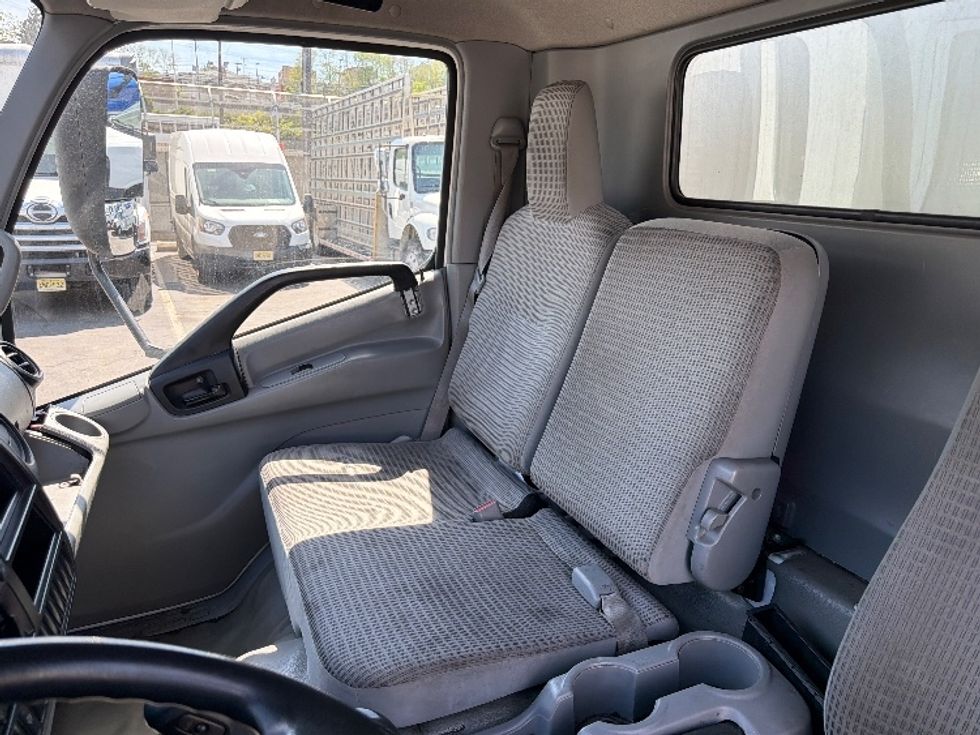 Refrigerated Truck-Light and Medium Duty Trucks-Hino-2019-195-North Bergen-NJ-96,103\n\t\tmiles-$ 49,750 - Image 19