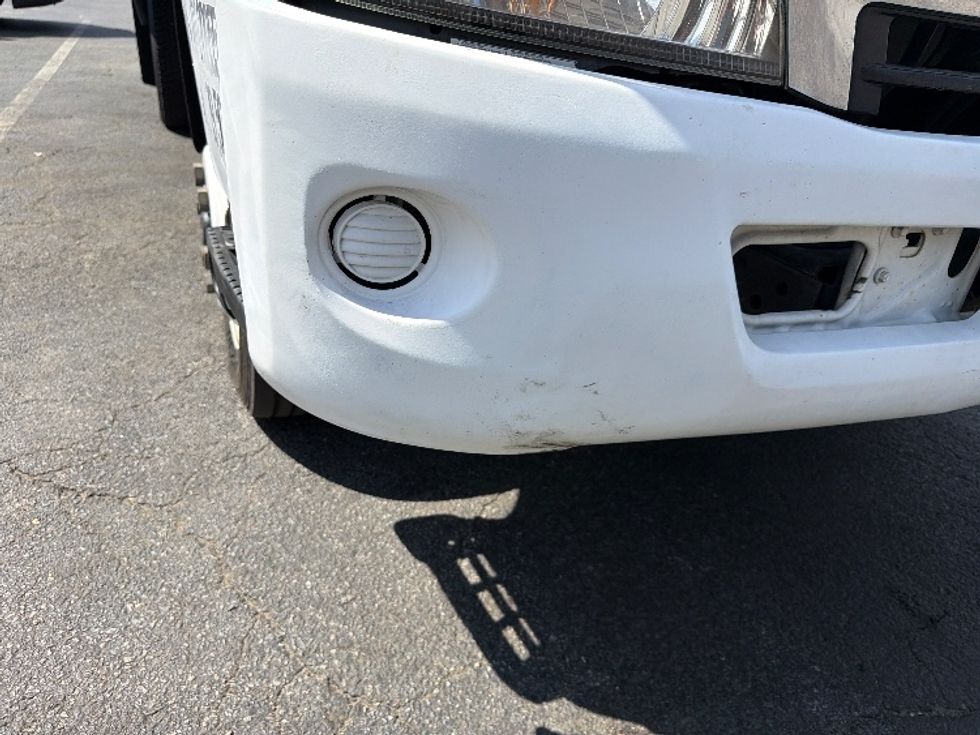 Refrigerated Truck-Light and Medium Duty Trucks-Hino-2019-195-North Bergen-NJ-96,103\n\t\tmiles-$ 49,750 - Image 28
