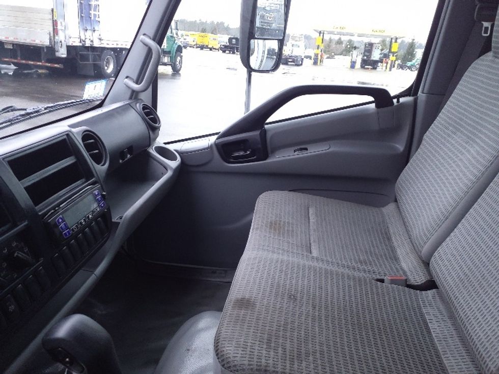Refrigerated Truck-Light and Medium Duty Trucks-Hino-2019-195-Norton-MA-92,670\n\t\tmiles-$ 47,500 - Image 19