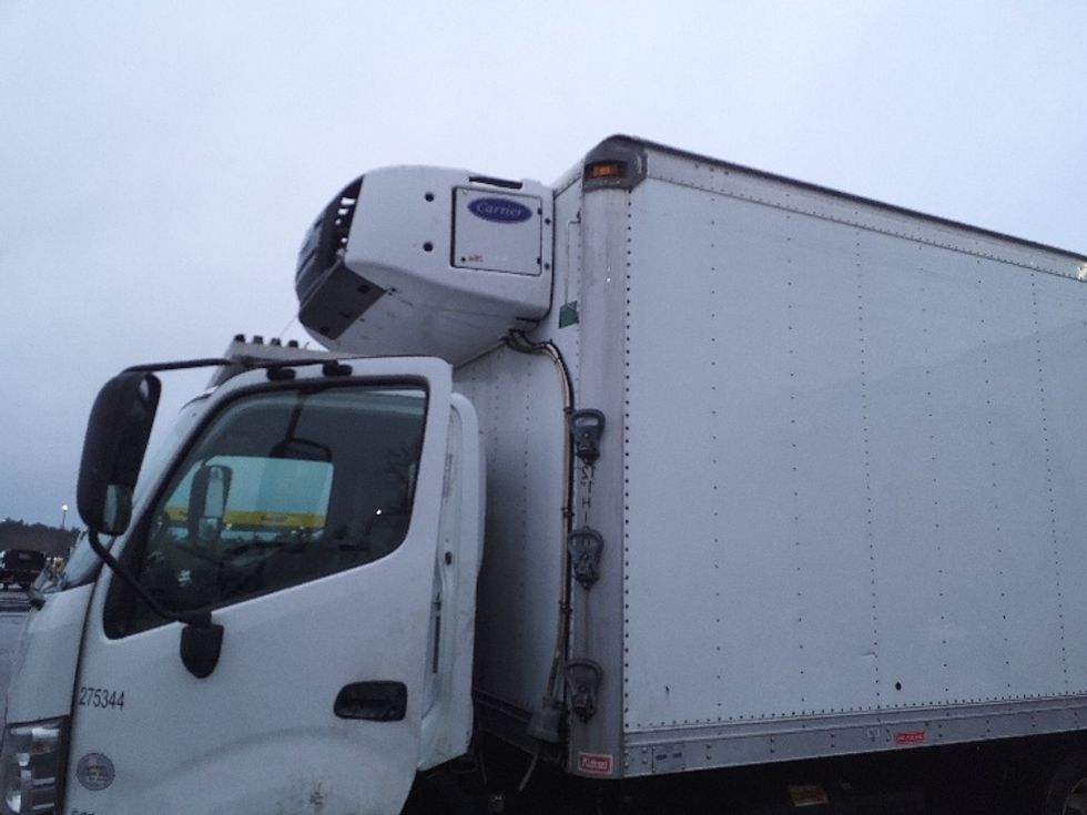 Refrigerated Truck-Light and Medium Duty Trucks-Hino-2019-195-Norton-MA-92,670\n\t\tmiles-$ 47,500 - Image 25