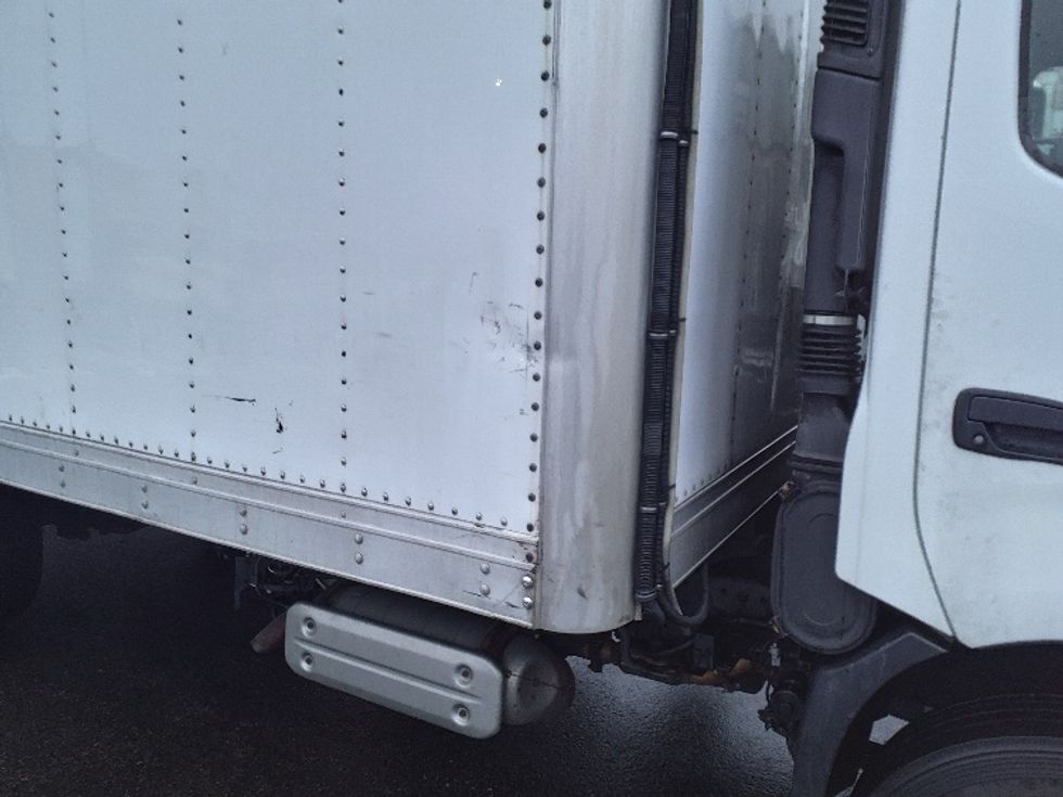 Refrigerated Truck-Light and Medium Duty Trucks-Hino-2019-195-Norton-MA-92,670\n\t\tmiles-$ 47,500 - Image 27