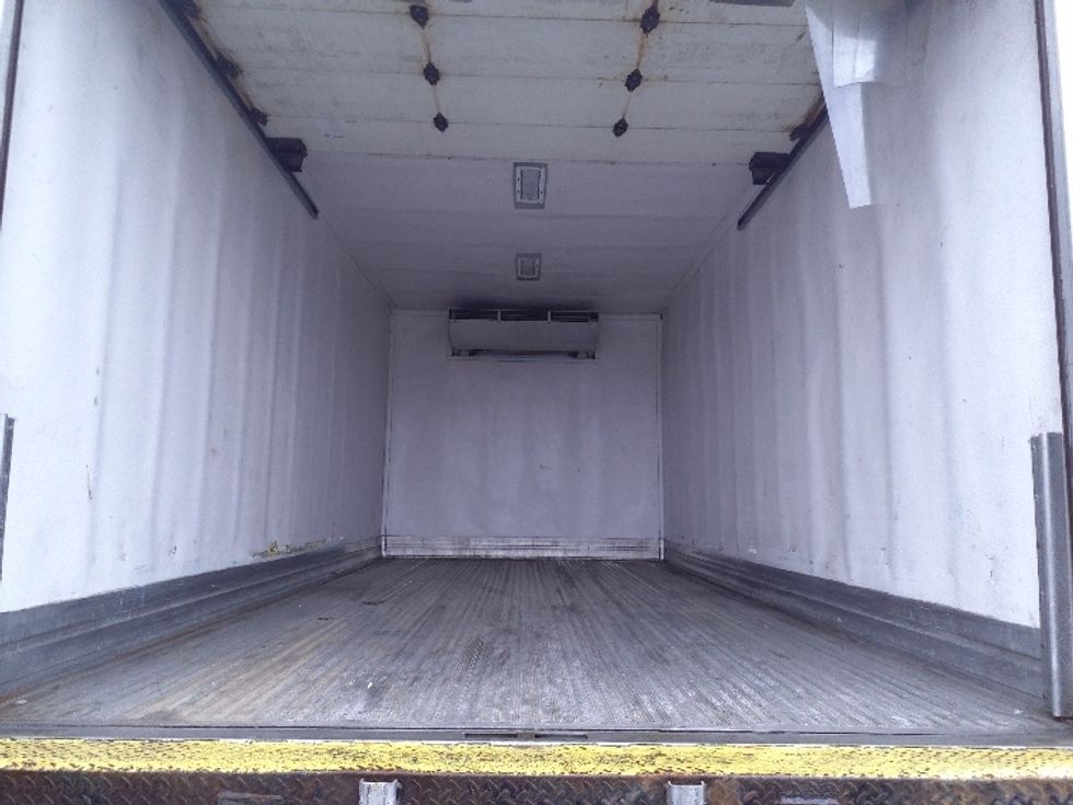 Refrigerated Truck-Light and Medium Duty Trucks-Hino-2019-195-Norton-MA-92,670\n\t\tmiles-$ 47,500 - Image 8