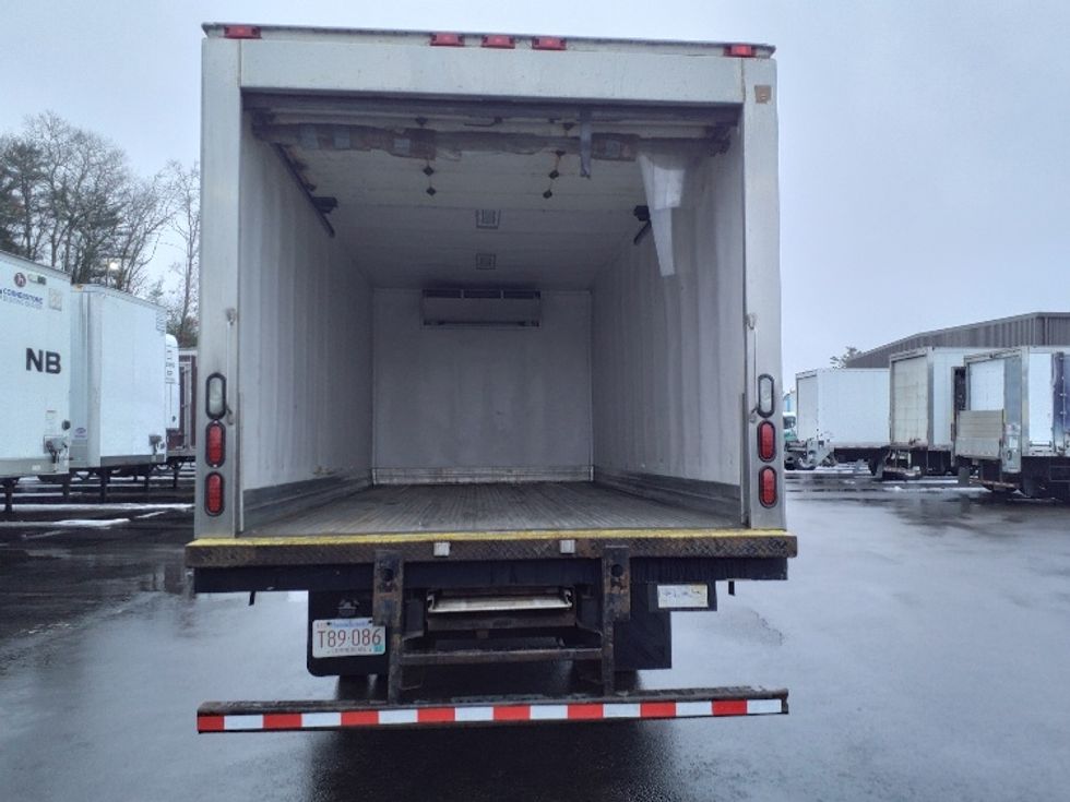 Refrigerated Truck-Light and Medium Duty Trucks-Hino-2019-195-Norton-MA-92,670\n\t\tmiles-$ 47,500 - Image 9