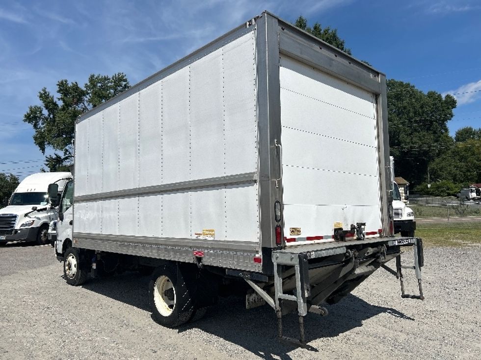 Refrigerated Truck-Light and Medium Duty Trucks-Hino-2019-195-Prince George-VA-119,122\n\t\tmiles-$ 52,750 - Image 6