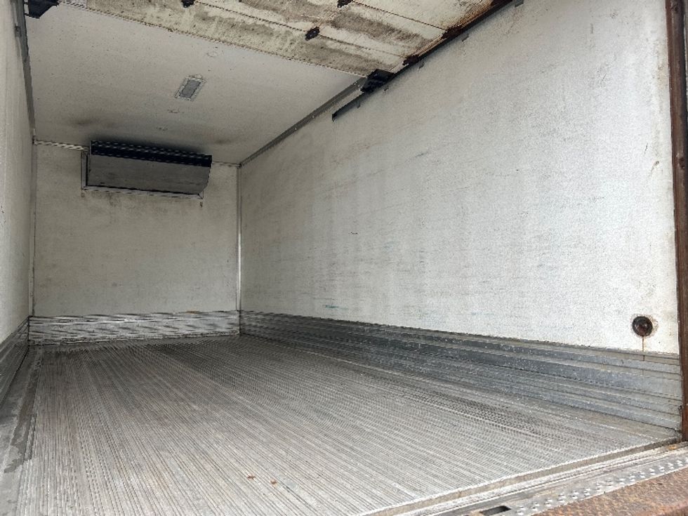 Refrigerated Truck-Light and Medium Duty Trucks-Hino-2019-195-Rochester-NY-135,497\n\t\tmiles-$ 43,250 - Image 12