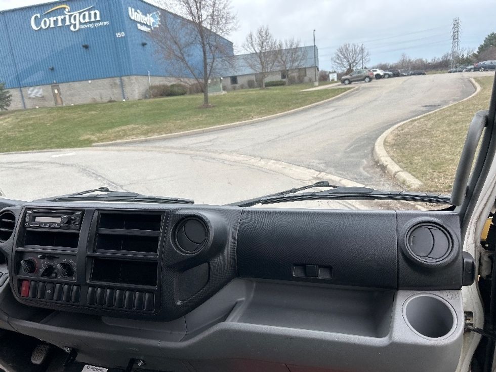 Refrigerated Truck-Light and Medium Duty Trucks-Hino-2019-195-Rochester-NY-135,497\n\t\tmiles-$ 43,250 - Image 21