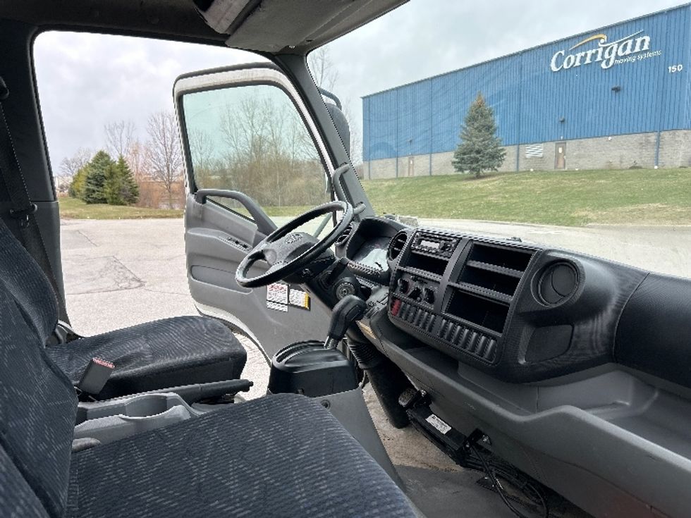 Refrigerated Truck-Light and Medium Duty Trucks-Hino-2019-195-Rochester-NY-135,497\n\t\tmiles-$ 43,250 - Image 22