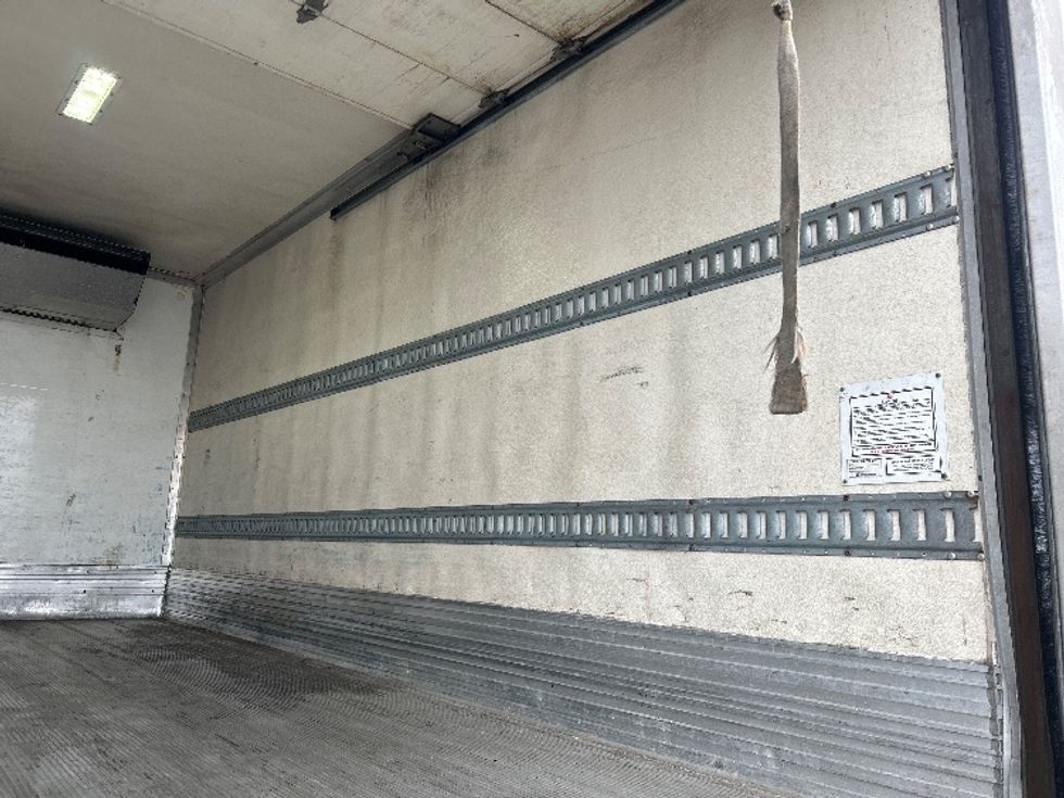 Refrigerated Truck-Light and Medium Duty Trucks-Hino-2019-195-South Plainfield-NJ-134,650\n\t\tmiles-$ 46,250 - Image 12