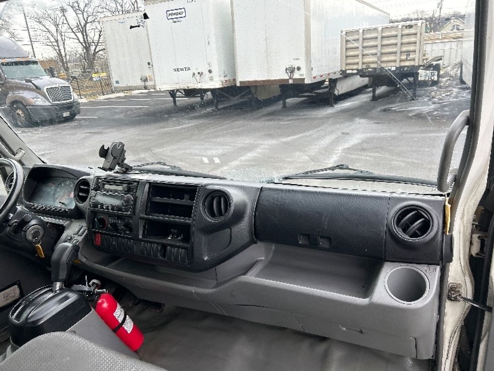 Refrigerated Truck-Light and Medium Duty Trucks-Hino-2019-195-South Plainfield-NJ-134,650\n\t\tmiles-$ 46,250 - Image 21