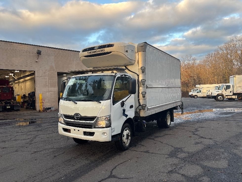 Refrigerated Truck-Light and Medium Duty Trucks-Hino-2019-195-South Plainfield-NJ-134,650\n\t\tmiles-$ 46,250 - Image 3
