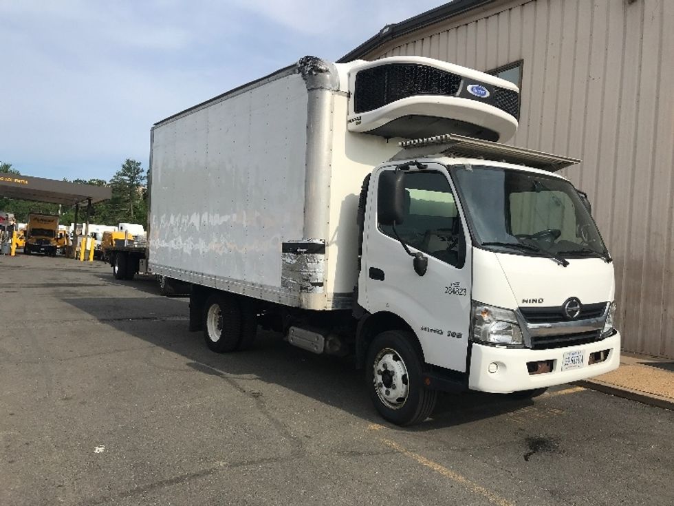 Refrigerated Truck-Light and Medium Duty Trucks-Hino-2019-195-Sterling-VA-92,720\n\t\tmiles-$ 52,250 - Image 1