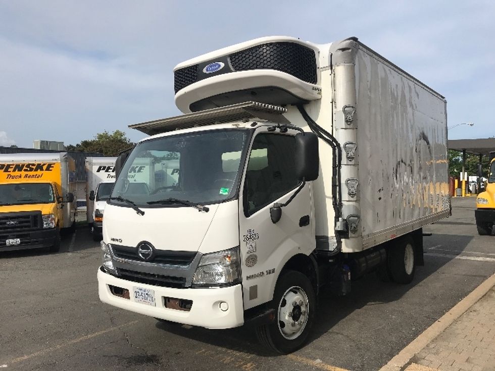 Refrigerated Truck-Light and Medium Duty Trucks-Hino-2019-195-Sterling-VA-92,720\n\t\tmiles-$ 52,250 - Image 3