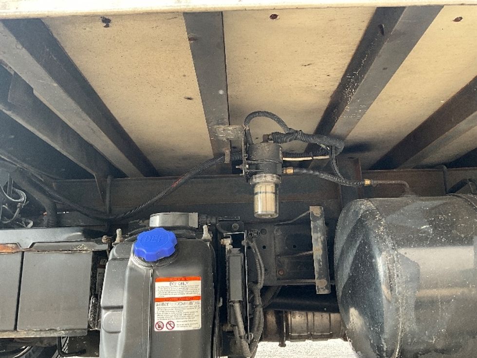 Refrigerated Truck-Light and Medium Duty Trucks-Hino-2019-195-Sterling-VA-92,720\n\t\tmiles-$ 52,250 - Image 5