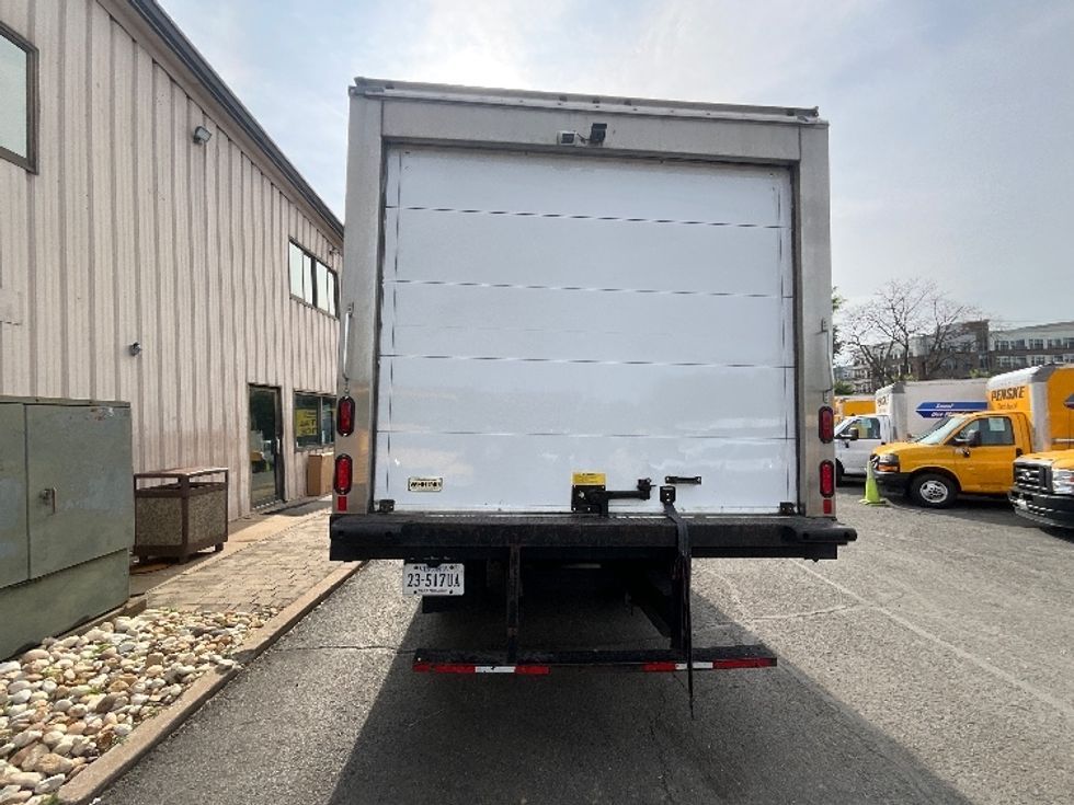 Refrigerated Truck-Light and Medium Duty Trucks-Hino-2019-195-Sterling-VA-92,720\n\t\tmiles-$ 52,250 - Image 7