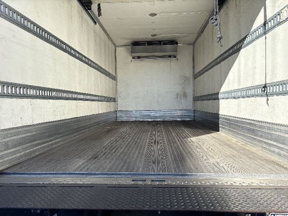 Refrigerated Truck-Light and Medium Duty Trucks-Hino-2019-195-Torrance-CA-150,887\n\t\tmiles-$ 46,750 - Image 10