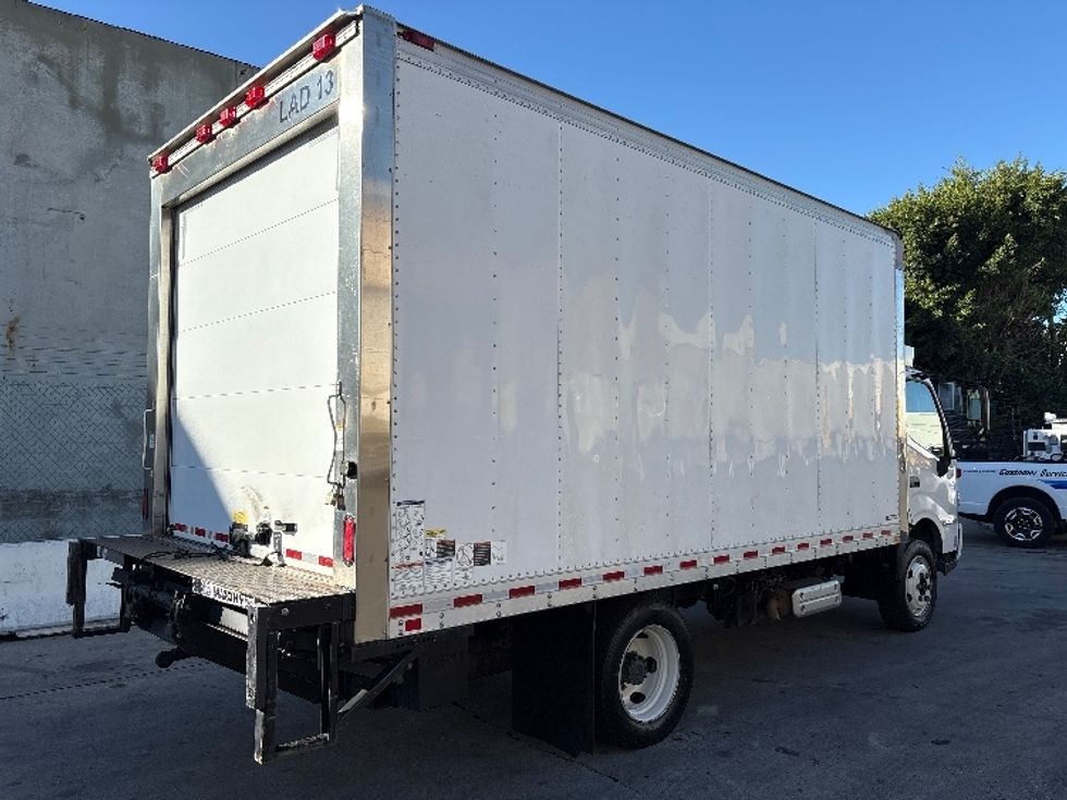 Refrigerated Truck-Light and Medium Duty Trucks-Hino-2019-195-Torrance-CA-150,887\n\t\tmiles-$ 46,750 - Image 13