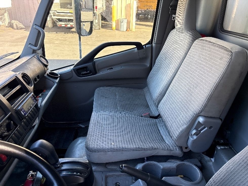 Refrigerated Truck-Light and Medium Duty Trucks-Hino-2019-195-Torrance-CA-150,887\n\t\tmiles-$ 46,750 - Image 19