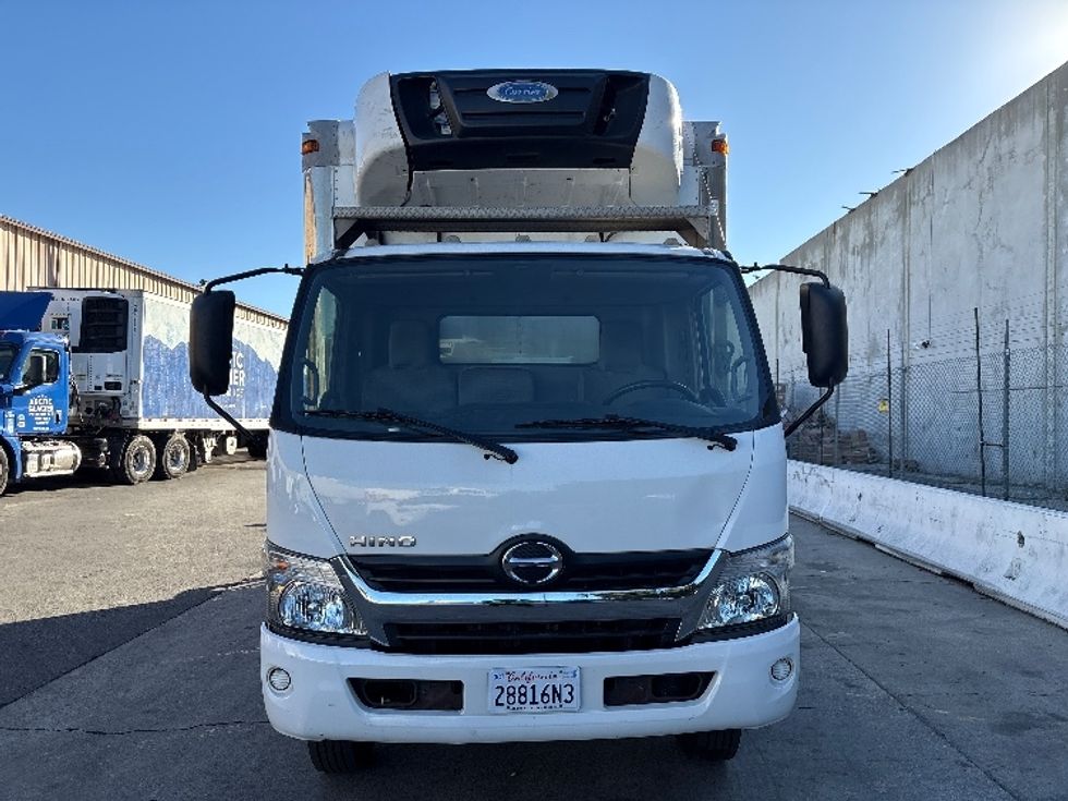 Refrigerated Truck-Light and Medium Duty Trucks-Hino-2019-195-Torrance-CA-150,887\n\t\tmiles-$ 46,750 - Image 2