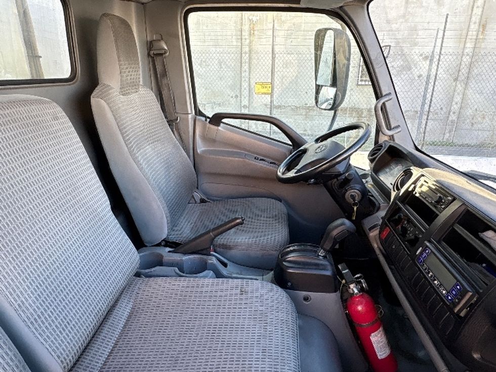Refrigerated Truck-Light and Medium Duty Trucks-Hino-2019-195-Torrance-CA-150,887\n\t\tmiles-$ 46,750 - Image 22
