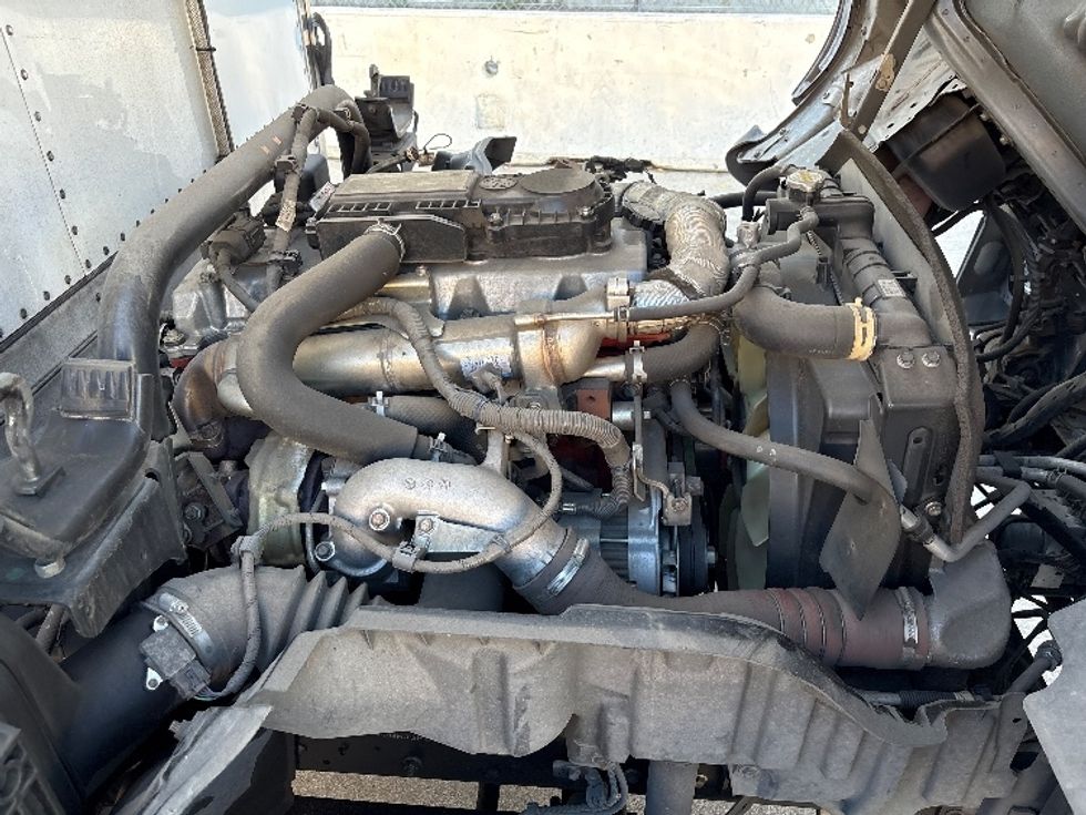 Refrigerated Truck-Light and Medium Duty Trucks-Hino-2019-195-Torrance-CA-150,887\n\t\tmiles-$ 46,750 - Image 23