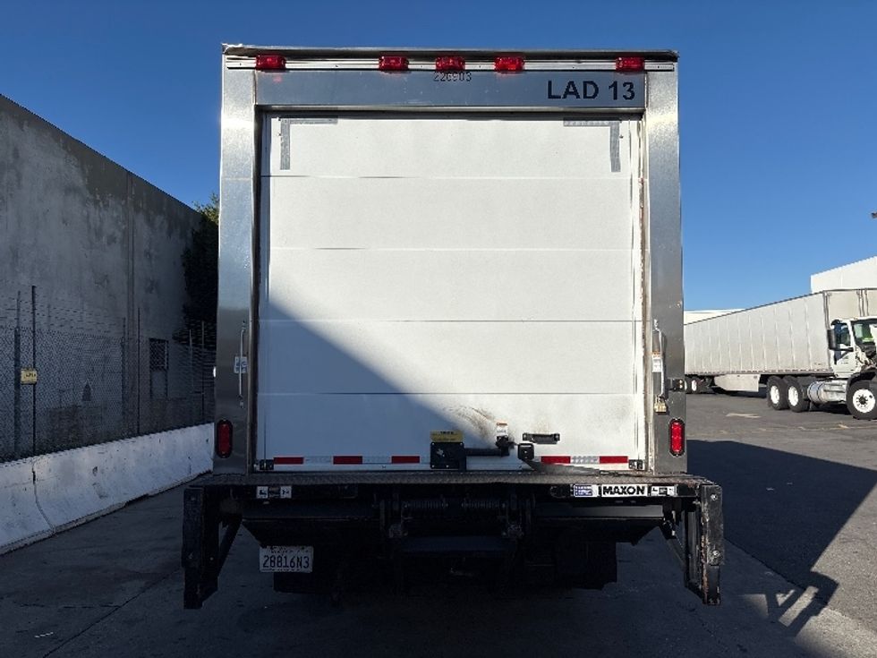 Refrigerated Truck-Light and Medium Duty Trucks-Hino-2019-195-Torrance-CA-150,887\n\t\tmiles-$ 46,750 - Image 7