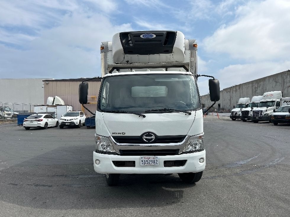 Refrigerated Truck-Light and Medium Duty Trucks-Hino-2019-195-Torrance-CA-156,356\n\t\tmiles-$ 48,500 - Image 2