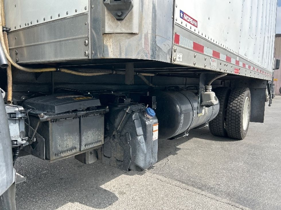 Refrigerated Truck-Light and Medium Duty Trucks-Hino-2019-195-Torrance-CA-156,356\n\t\tmiles-$ 48,500 - Image 5