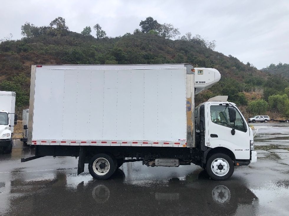 Refrigerated Truck-Light and Medium Duty Trucks-Hino-2019-195-Torrance-CA-78,875\n\t\tmiles-$ 54,750 - Image 14