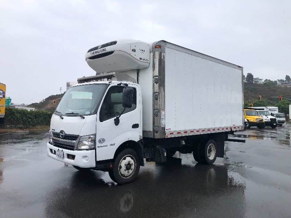 Refrigerated Truck-Light and Medium Duty Trucks-Hino-2019-195-Torrance-CA-78,875\n\t\tmiles-$ 54,750 - Image 3