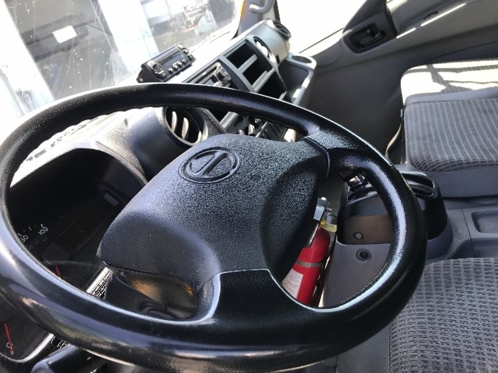 Refrigerated Truck-Light and Medium Duty Trucks-Hino-2019-195-West Sacramento-CA-202,253\n\t\tmiles-$ 35,250 - Image 16