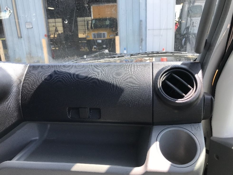 Refrigerated Truck-Light and Medium Duty Trucks-Hino-2019-195-West Sacramento-CA-202,253\n\t\tmiles-$ 35,250 - Image 20