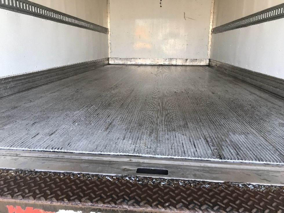 Refrigerated Truck-Light and Medium Duty Trucks-Hino-2019-195-West Sacramento-CA-202,253\n\t\tmiles-$ 35,250 - Image 9