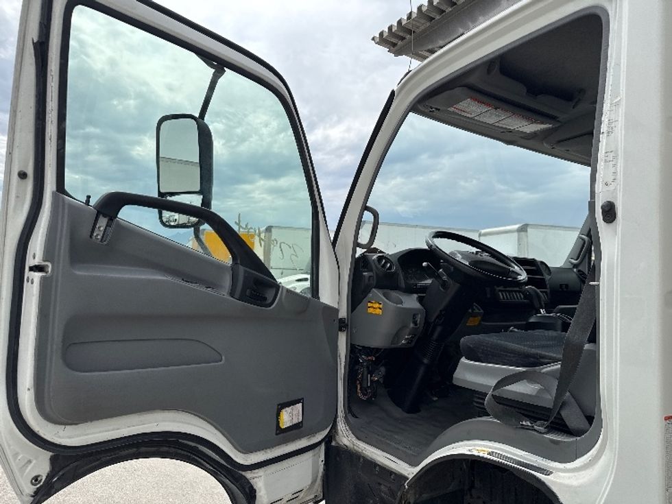 Refrigerated Truck-Light and Medium Duty Trucks-Hino-2019-195-West Valley City-UT-164,280\n\t\tmiles-$ 45,250 - Image 16