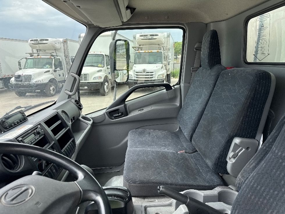 Refrigerated Truck-Light and Medium Duty Trucks-Hino-2019-195-West Valley City-UT-164,280\n\t\tmiles-$ 45,250 - Image 19