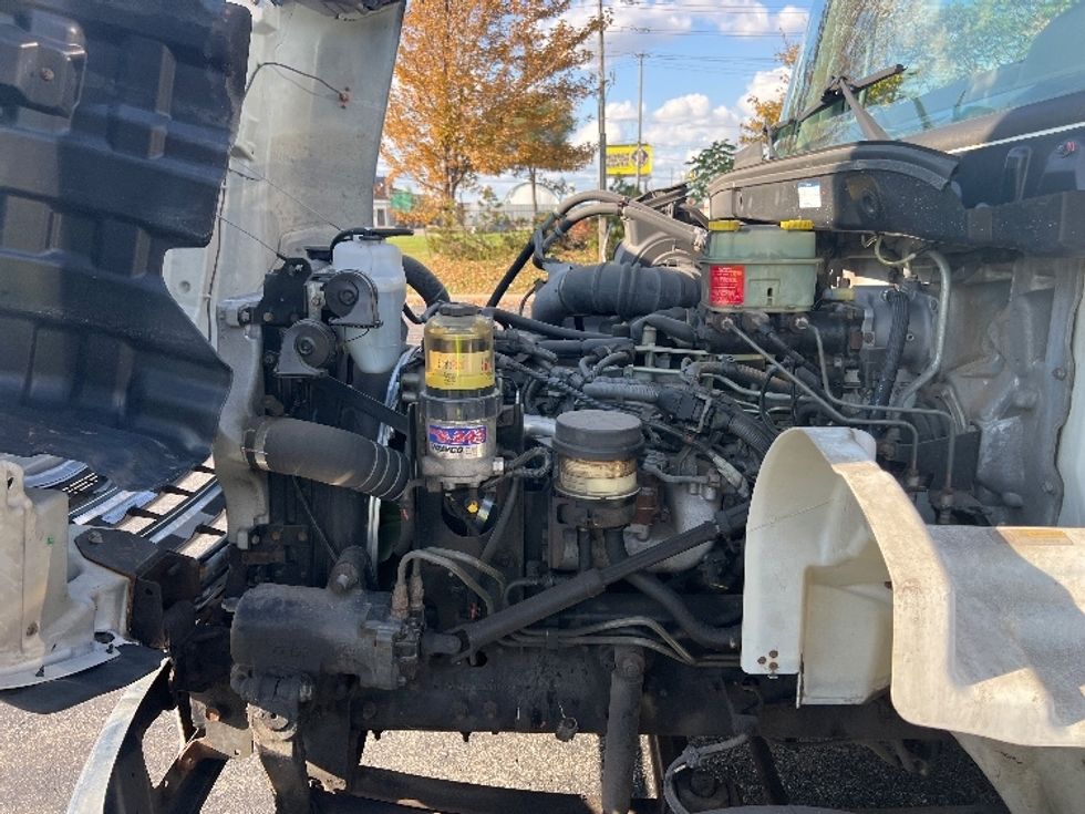 Refrigerated Truck-Light and Medium Duty Trucks-Hino-2019-258LP-Mississauga-ON-215,468\n\t\tkm-$ 71,250 - Image 23