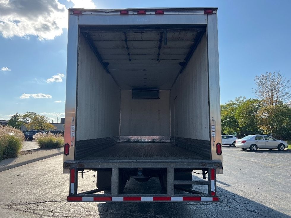 Refrigerated Truck-Light and Medium Duty Trucks-Hino-2019-258LP-Mississauga-ON-215,468\n\t\tkm-$ 71,250 - Image 8