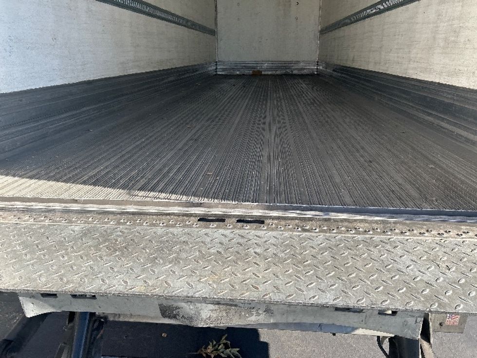 Refrigerated Truck-Light and Medium Duty Trucks-Hino-2019-268-Anaheim-CA-175,193\n\t\tmiles-$ 62,750 - Image 10