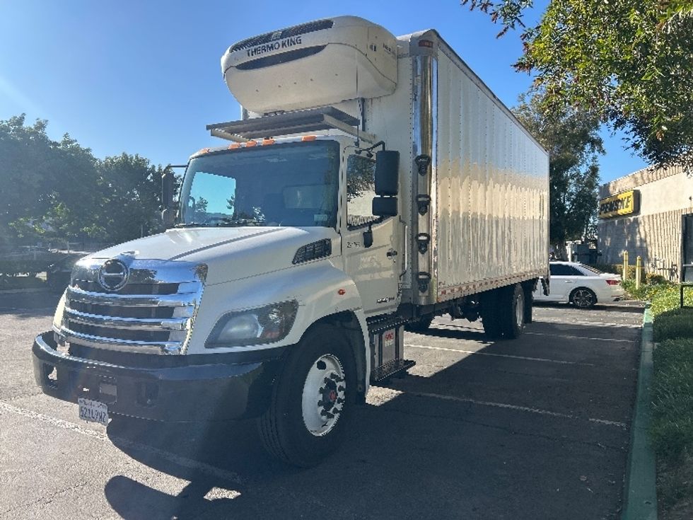 Refrigerated Truck-Light and Medium Duty Trucks-Hino-2019-268-Anaheim-CA-175,193\n\t\tmiles-$ 62,750 - Image 3