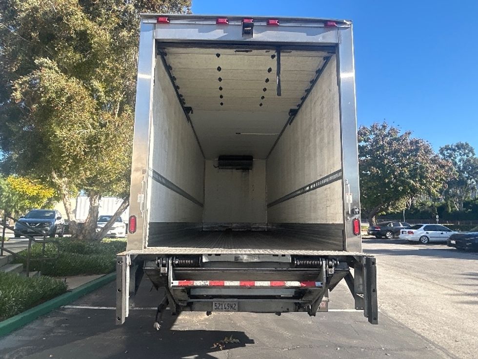 Refrigerated Truck-Light and Medium Duty Trucks-Hino-2019-268-Anaheim-CA-175,193\n\t\tmiles-$ 62,750 - Image 8