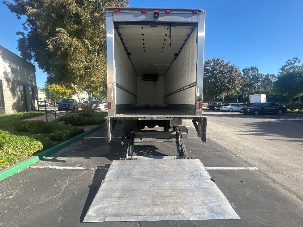 Refrigerated Truck-Light and Medium Duty Trucks-Hino-2019-268-Anaheim-CA-175,193\n\t\tmiles-$ 62,750 - Image 9