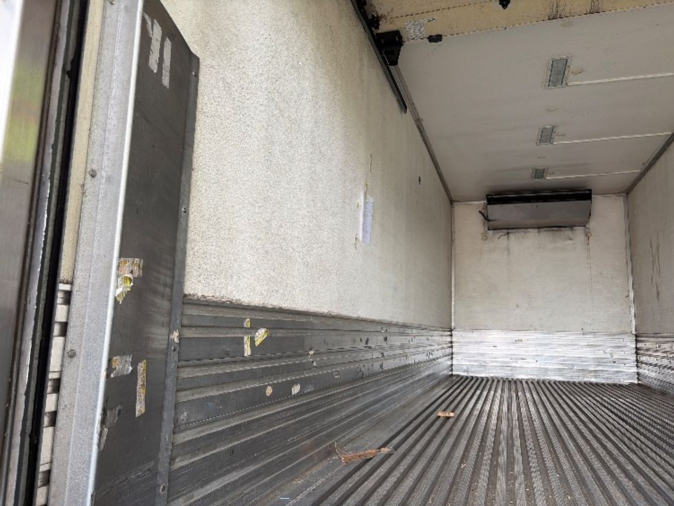 Refrigerated Truck-Light and Medium Duty Trucks-Hino-2019-268-Atlanta (Forest Park)-GA-190,885\n\t\tmiles-$ 41,250 - Image 11