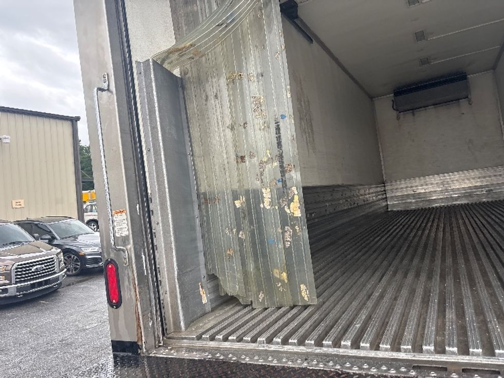 Refrigerated Truck-Light and Medium Duty Trucks-Hino-2019-268-Atlanta (Forest Park)-GA-246,906\n\t\tmiles-$ 37,250 - Image 11