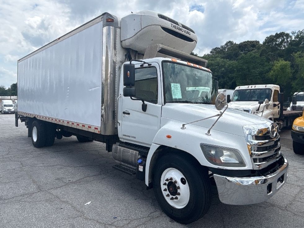 Refrigerated Truck-Light and Medium Duty Trucks-Hino-2019-268-Atlanta (Forest Park)-GA-281,680\n\t\tmiles-$ 39,750 - Image 1